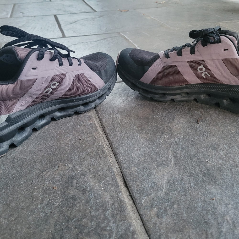 On Women's Athletic Shoes - Black and Purple